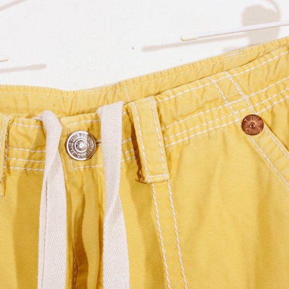 True Religion Mens Issac Cargo Bright Yellow Shorts Cut Off Drawstring Cotton 33 - Picture 6 of 15